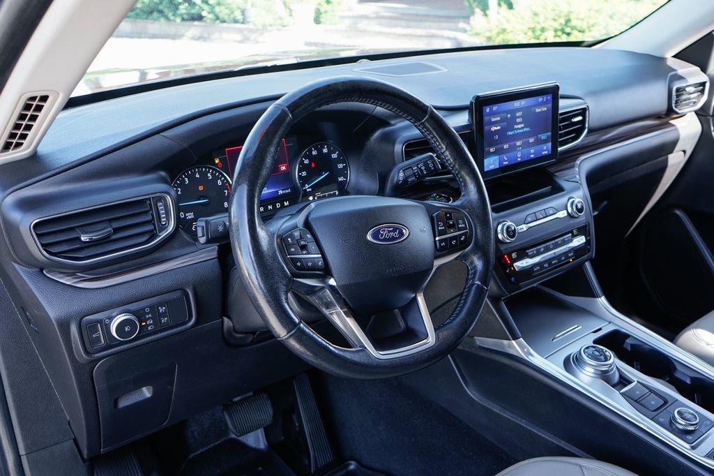 Used 2020 Ford Explorer Limited AWD/4WD image 21