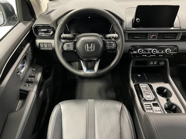 New 2025 Honda Pilot Touring image 21