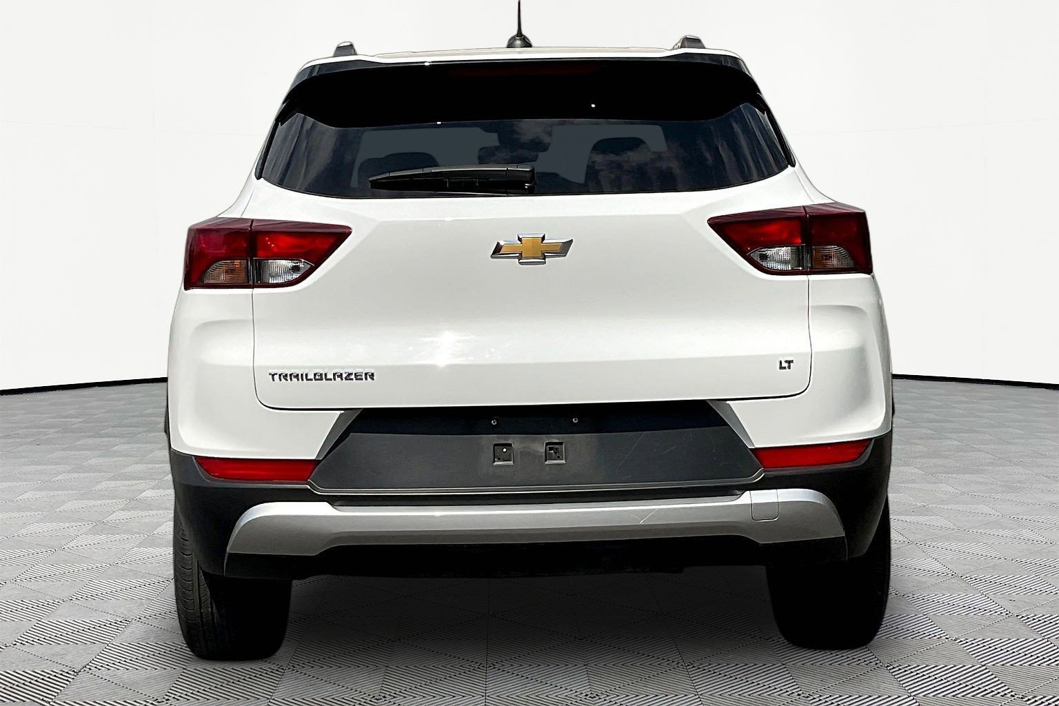 Used 2025 Chevrolet TrailBlazer LT FWD image 5