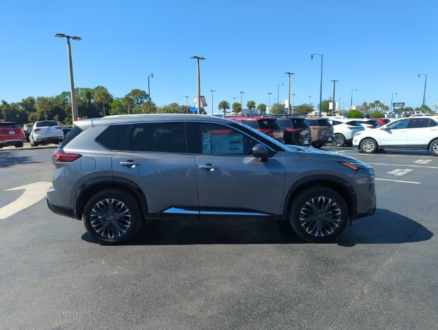 New 2026 Nissan Rogue Platinum AWD/4WD image 3