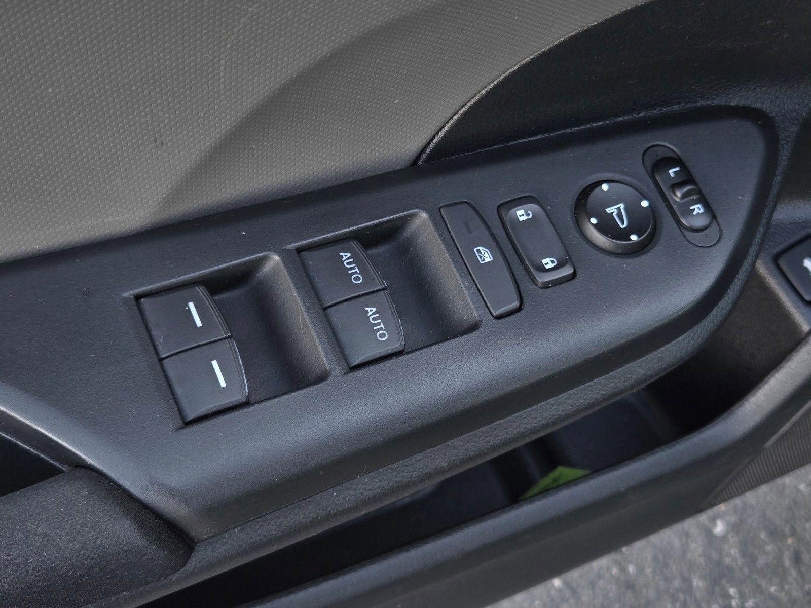 Used 2018 Honda Civic LX image 9