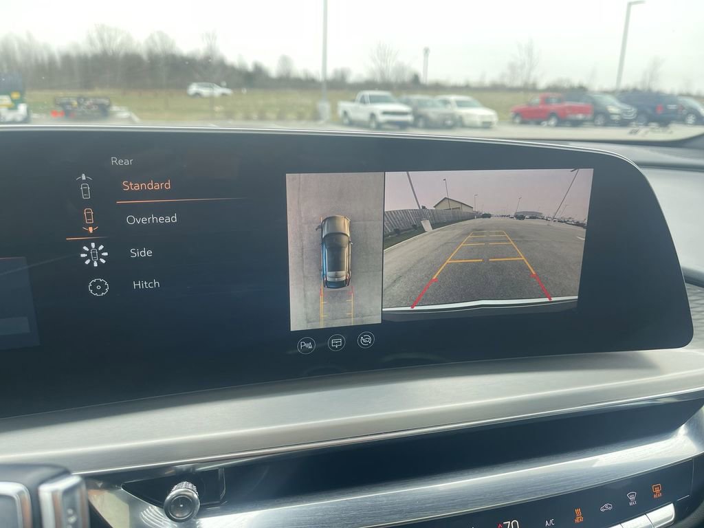 Certified 2024 Cadillac Lyriq Luxury image 28