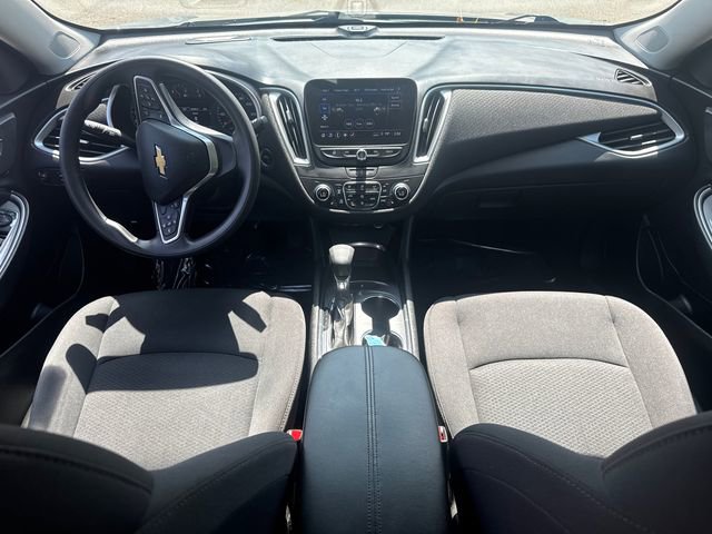 Used 2023 Chevrolet Malibu LT image 18