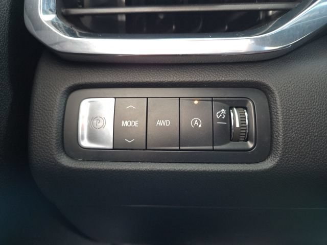 Used 2024 GMC Acadia Elevation w/ Trailering Package AWD/4WD image 13