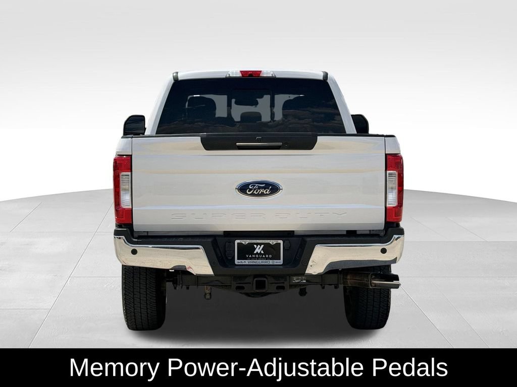 Used 2017 Ford F250 Lariat w/ Lariat Ultimate Package AWD/4WD image 8