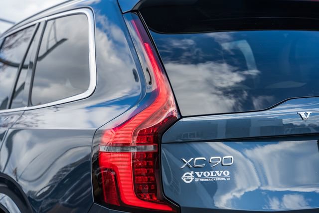 New 2026 Volvo XC90 T8 Plus w/ Protection Package Premier image 8