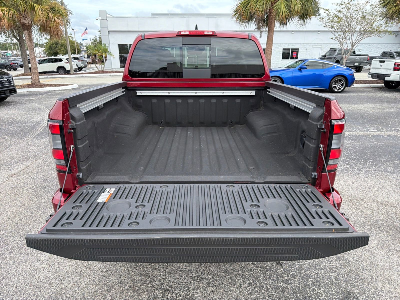 Certified 2024 Nissan Frontier SL w/ Technology Package image 19