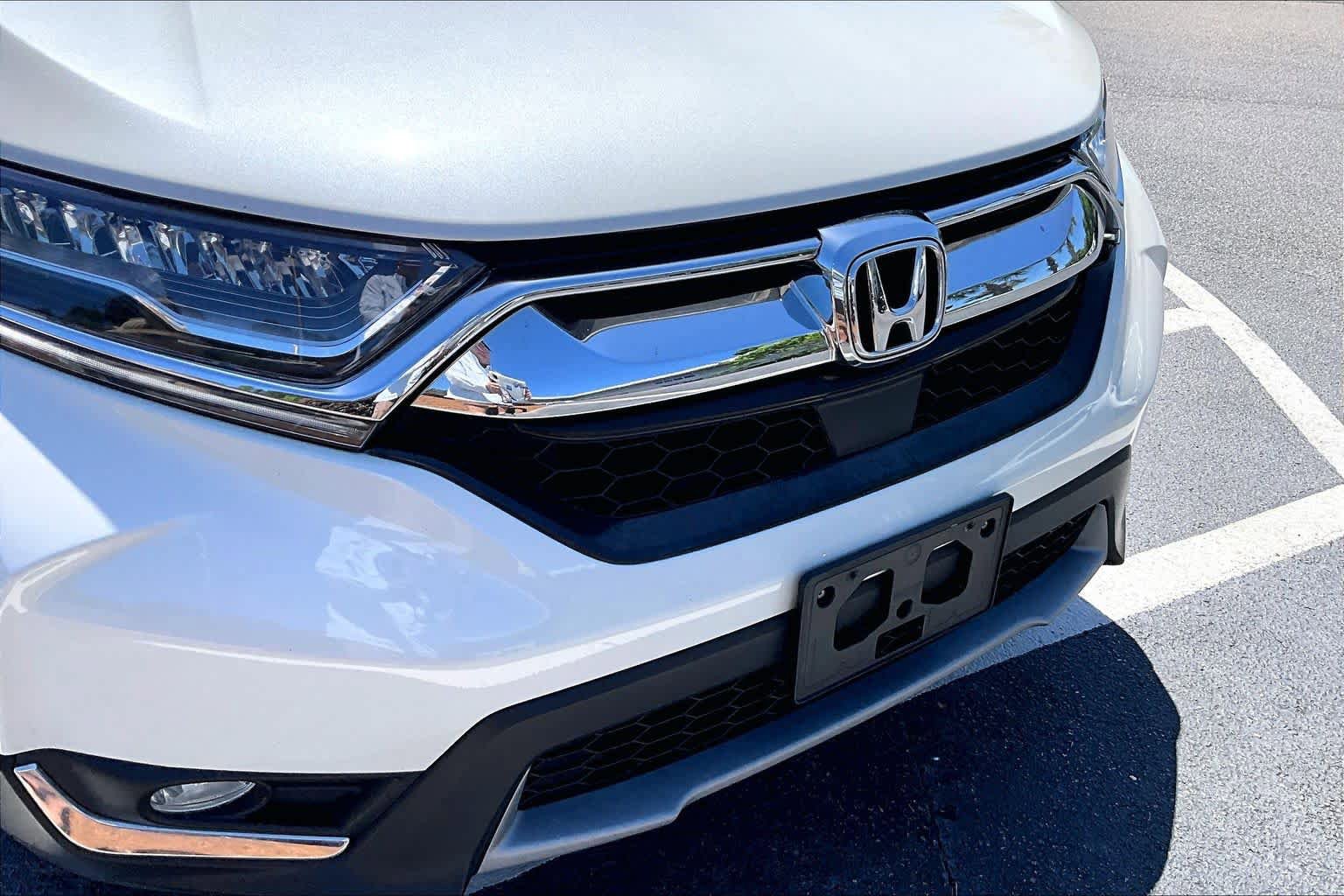 Used 2018 Honda CR-V Touring image 30
