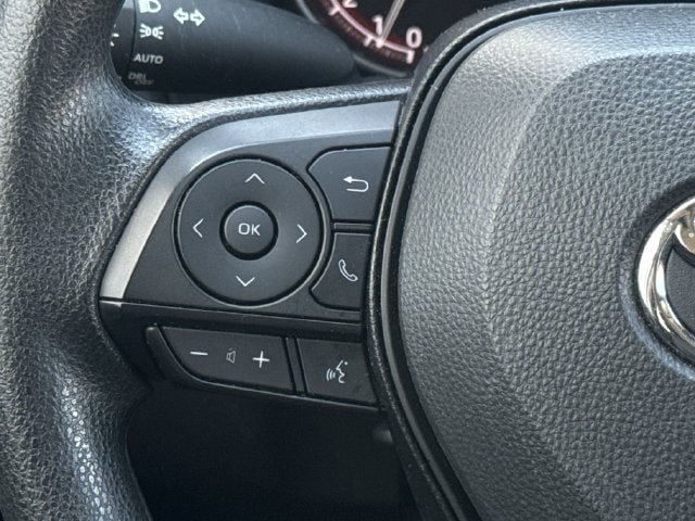 Used 2025 Toyota RAV4 XLE FWD image 14