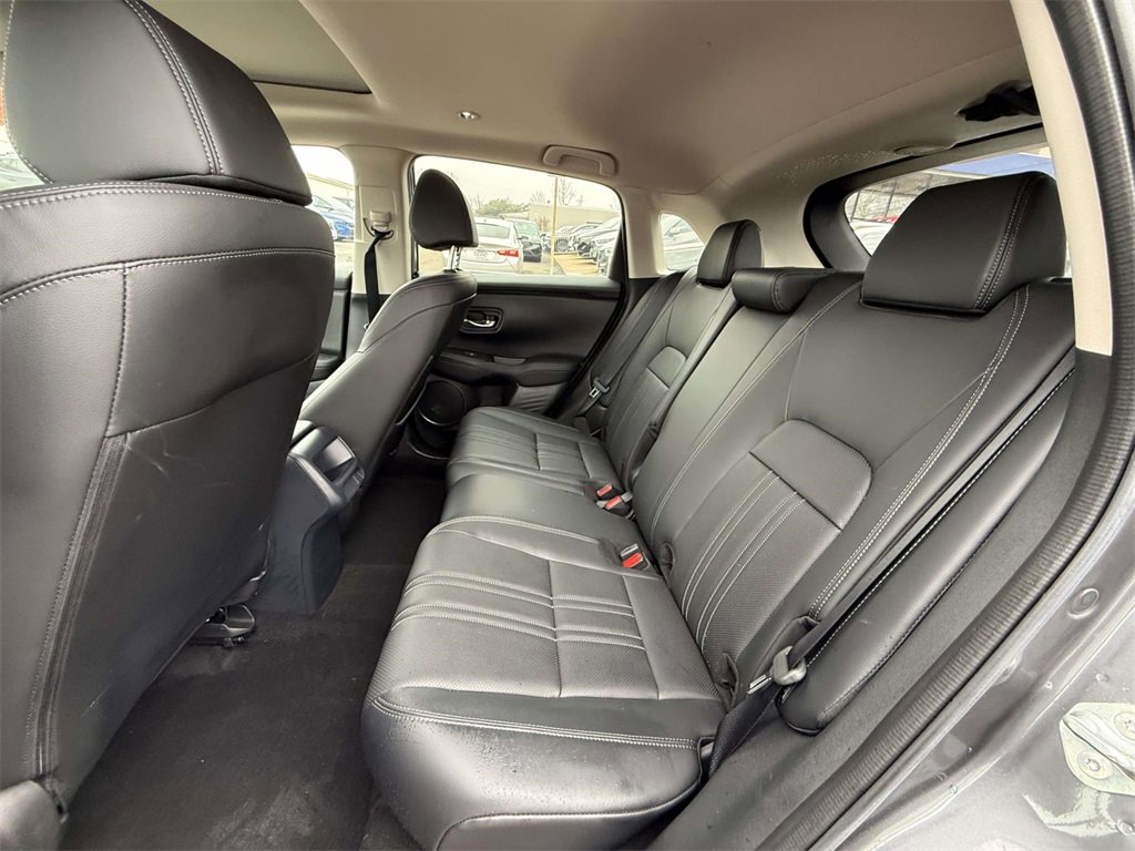 Used 2023 Honda HR-V EX-L image 13