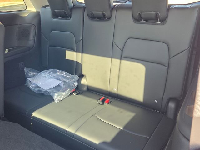 New 2026 Nissan Pathfinder Platinum w/ Cargo Package image 9