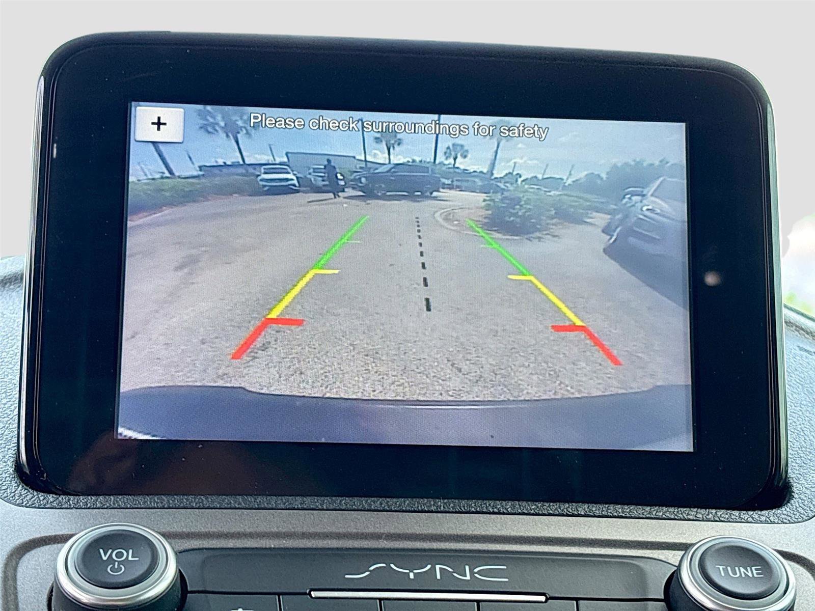 Used 2019 Ford Transit Connect XL image 13