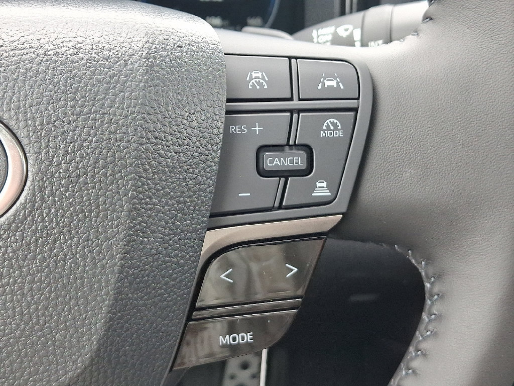 Used 2026 Toyota Camry XSE FWD image 23