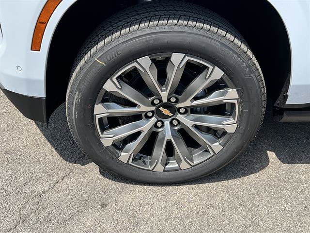 New 2026 Chevrolet Suburban High Country AWD/4WD image 10