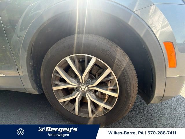 Used 2020 Volkswagen Tiguan S AWD/4WD image 16