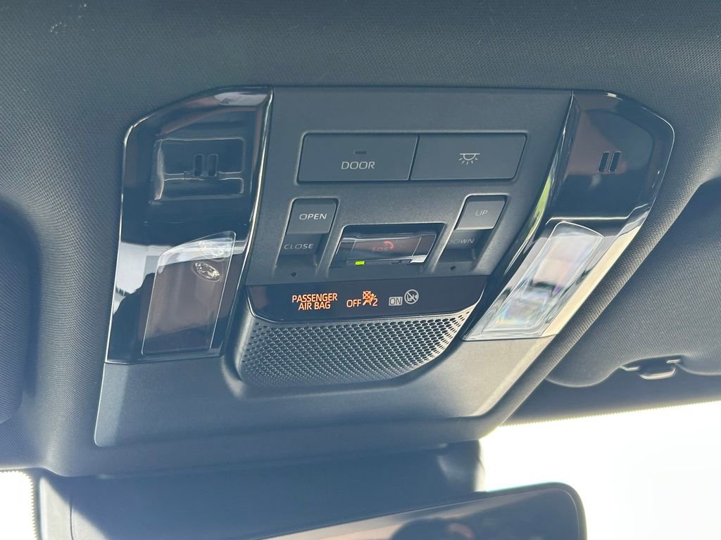 Used 2025 Lexus GX 550 AWD/4WD image 21