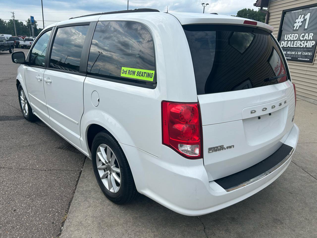Used 2016 Dodge Grand Caravan SXT FWD image 7
