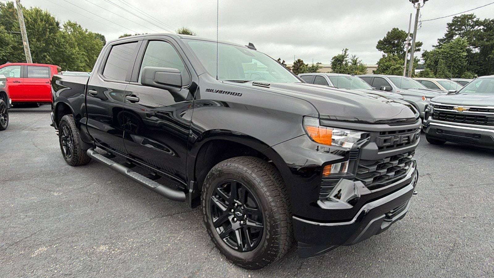 New 2026 Chevrolet Silverado 1500 Custom w/ Turbomax Blackout Package RWD image 3