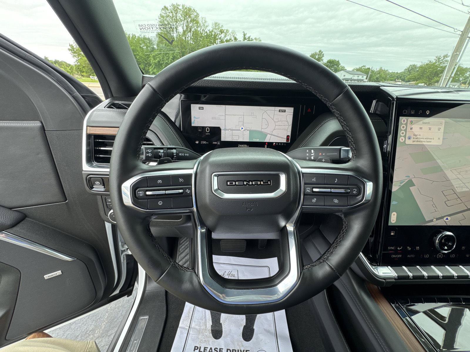 Used 2025 GMC Yukon XL Denali AWD/4WD image 19