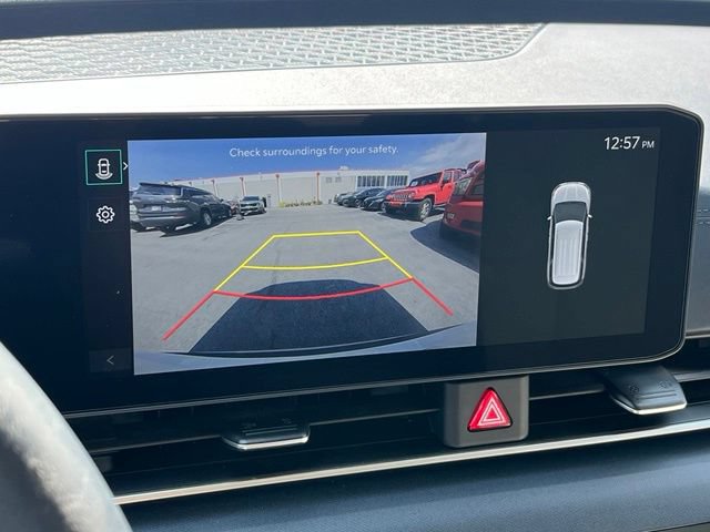 Certified 2025 Kia Carnival EX FWD image 24