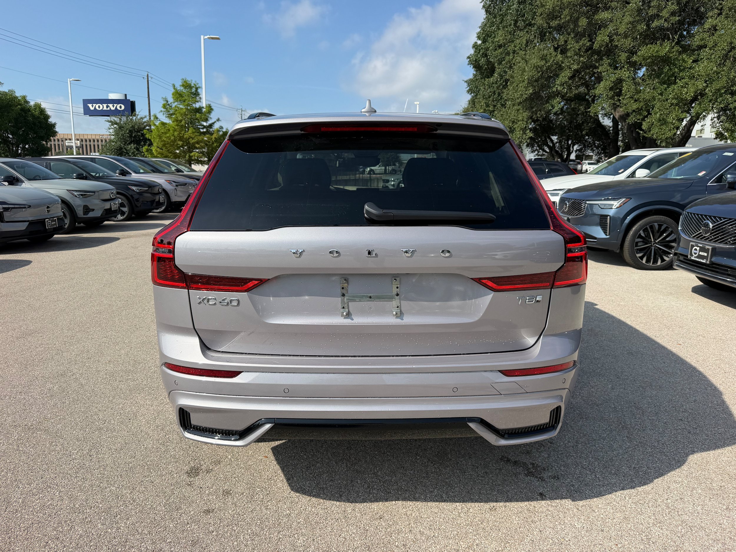 New 2026 Volvo XC60 T8 Ultra w/ Climate Package AWD/4WD image 5