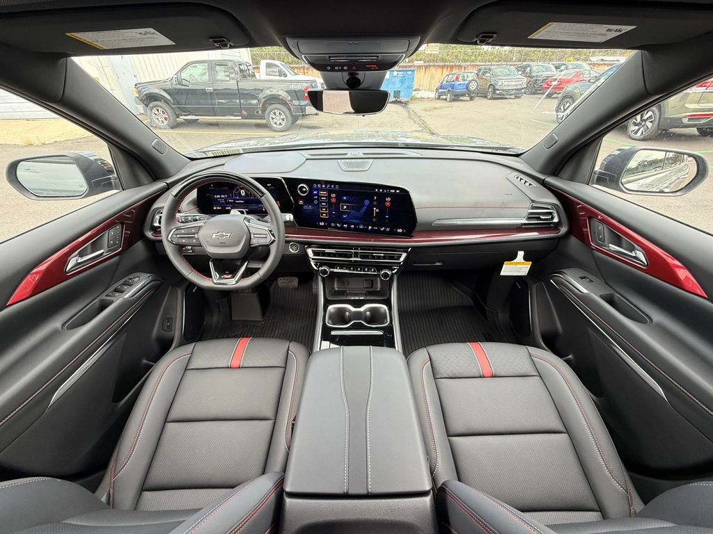 New 2026 Chevrolet Traverse RS w/ LPO, Floor Liner Package AWD/4WD image 23