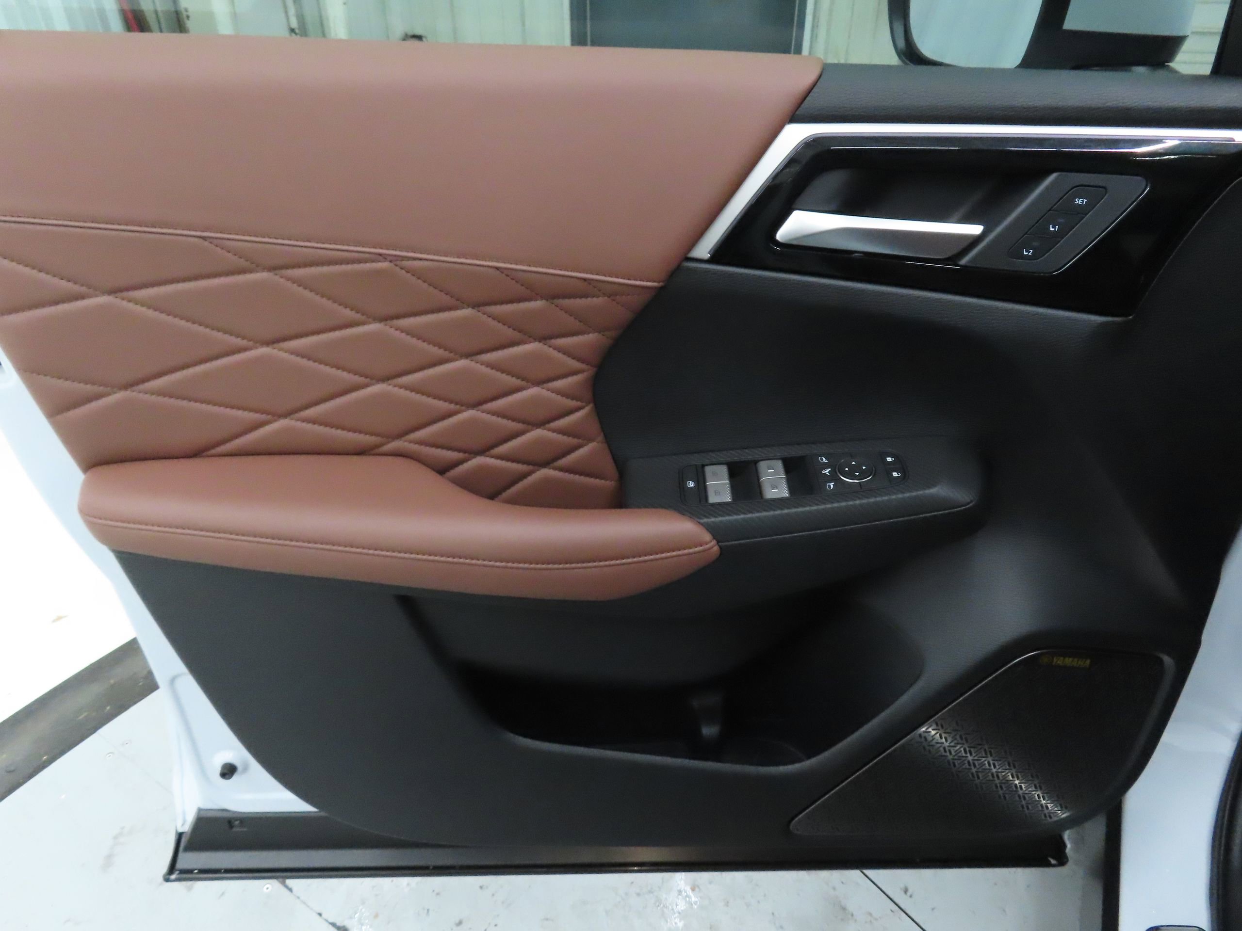 New 2026 Mitsubishi Outlander SEL image 9