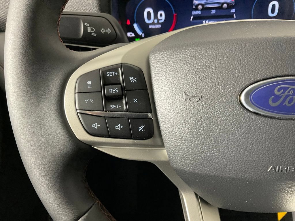 New 2026 Ford Explorer Active w/ Active Comfort Package RWD image 23