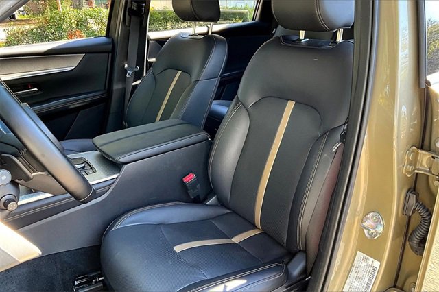 Certified 2025 MAZDA CX-70 3.3 Turbo S w/ Premium Package image 18