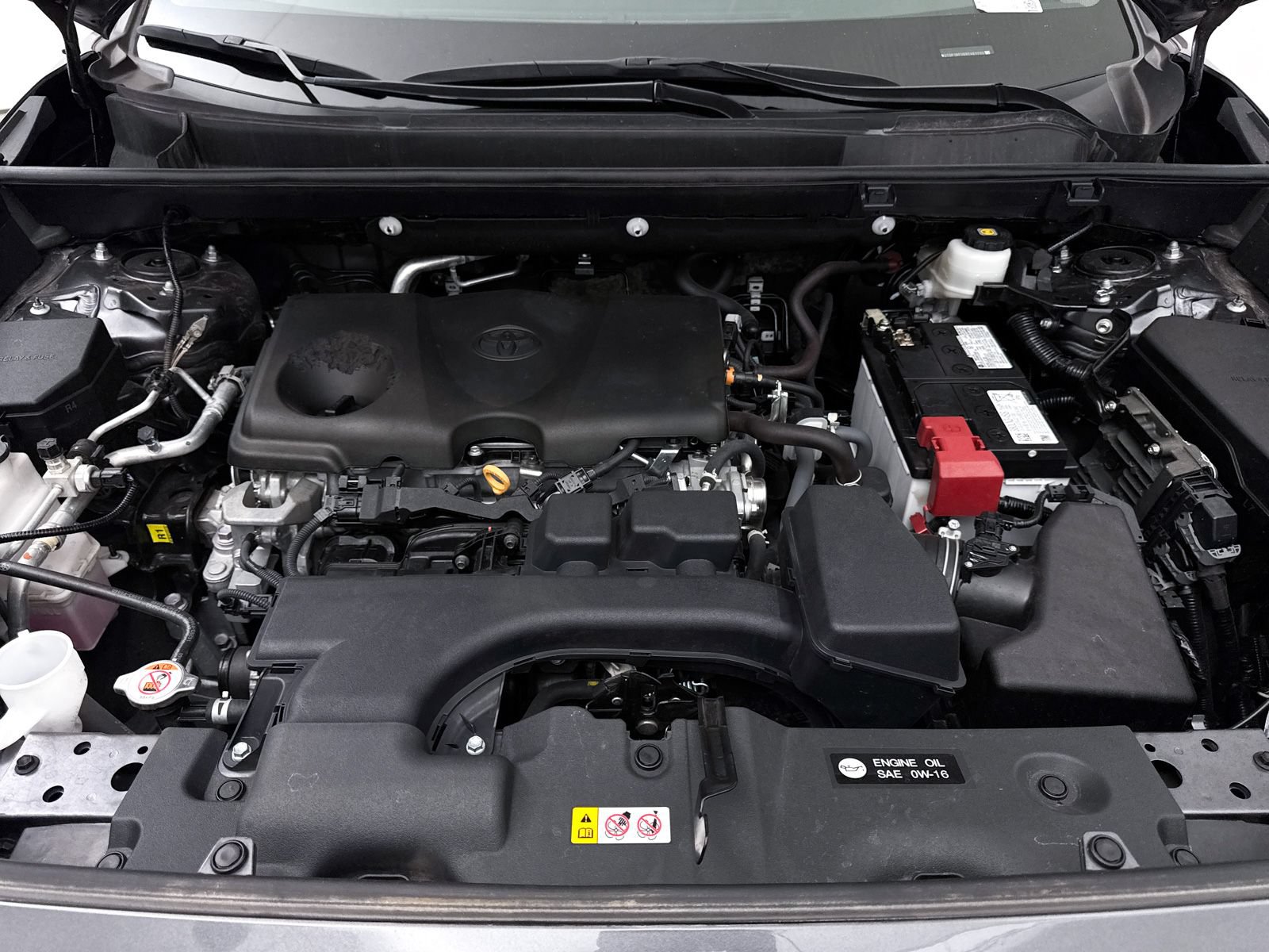 Used 2024 Toyota RAV4 XLE w/ Weather Package AWD/4WD image 7