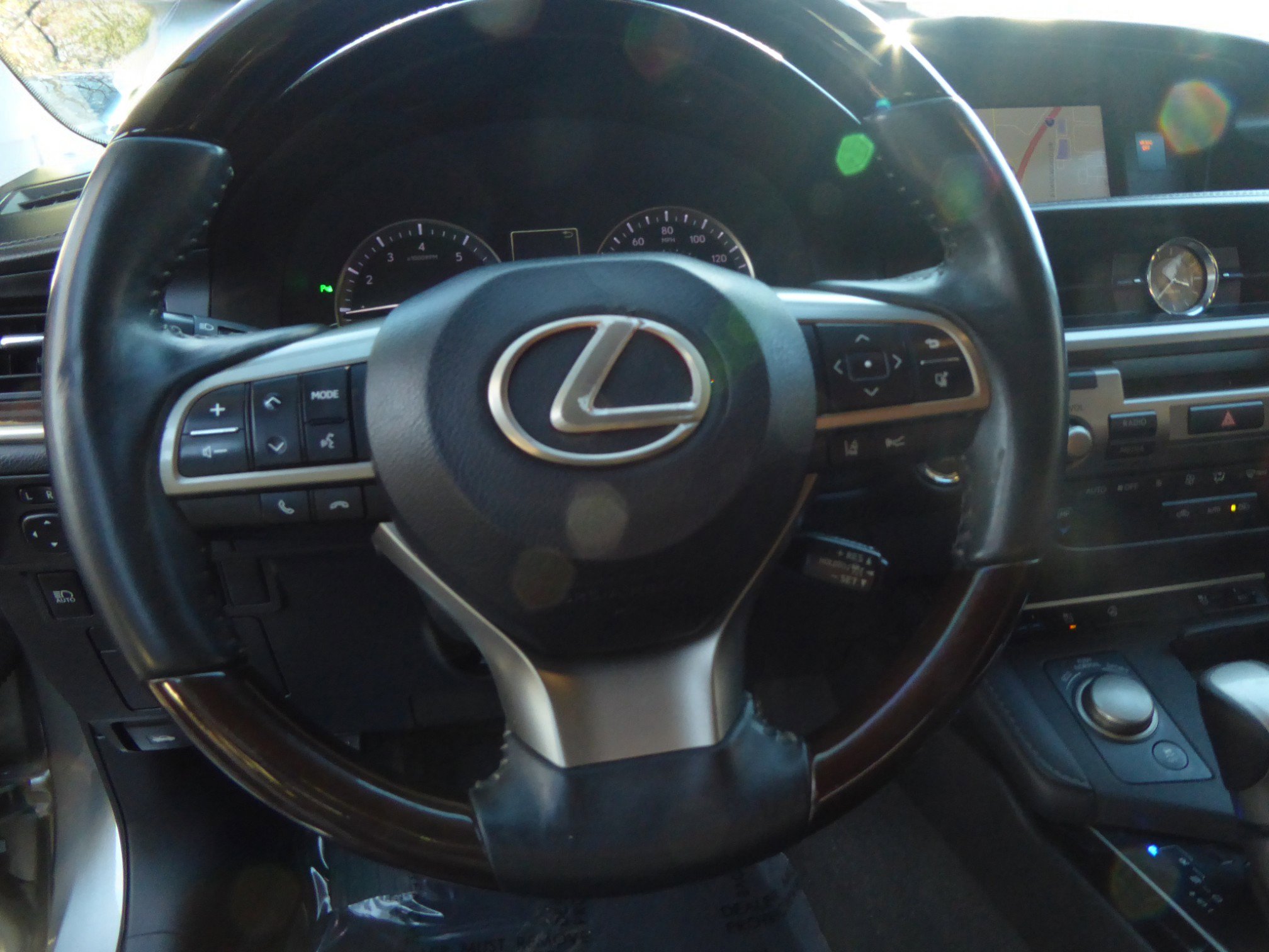 Used 2017 Lexus ES 350 w/ Navigation System Package image 11