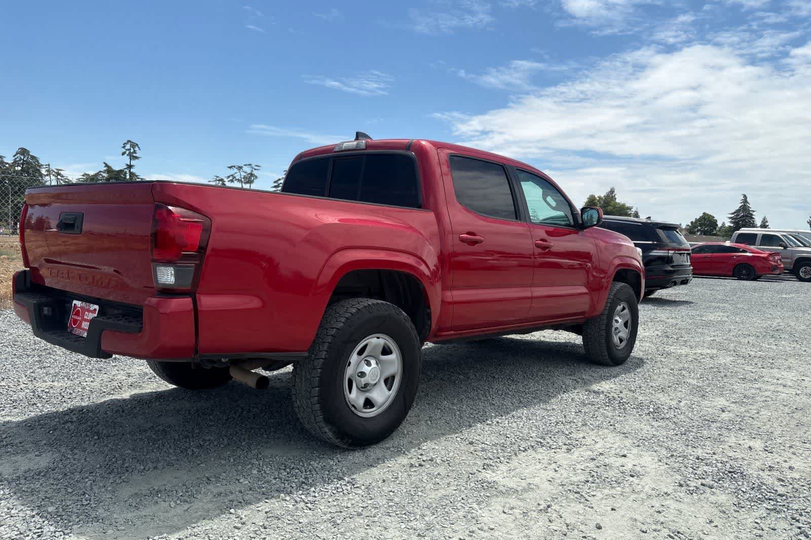 Used 2020 Toyota Tacoma SR w/ SR Convenience Package RWD image 3