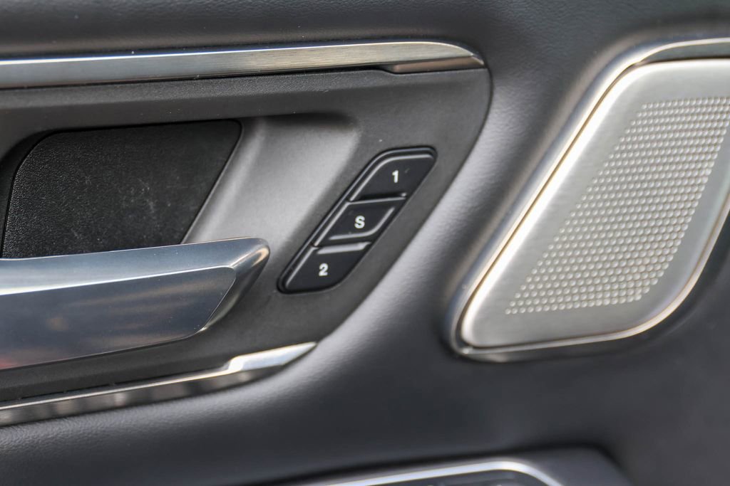 Used 2020 RAM 1500 Limited image 12