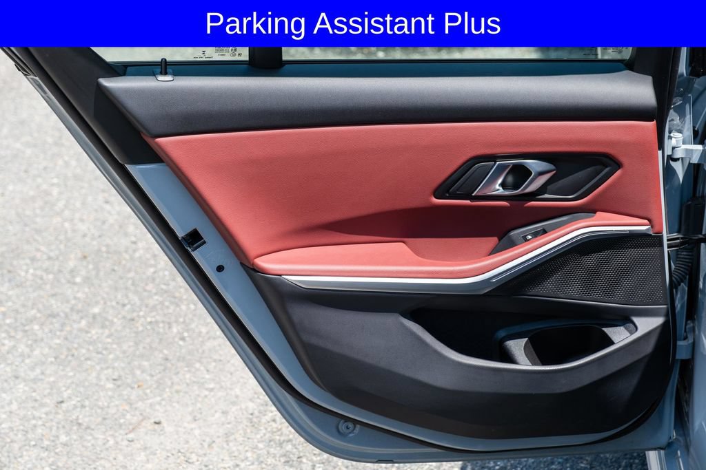 Used 2024 BMW 330i xDrive Sedan w/ M Sport Package AWD/4WD image 32