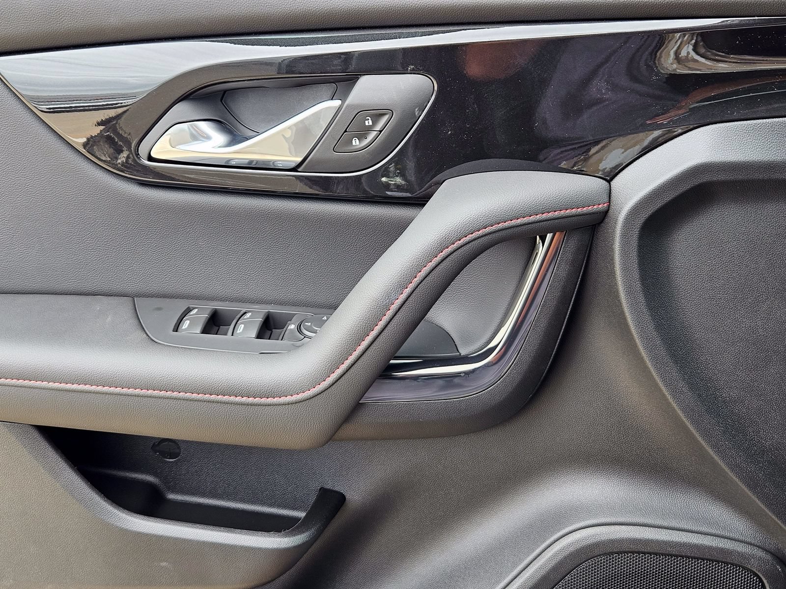 New 2026 Chevrolet Blazer RS w/ Driver Confidence II Package FWD image 26
