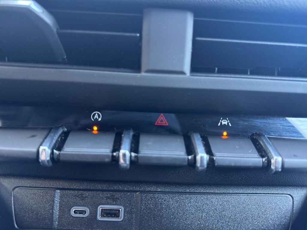 Used 2026 Chevrolet Colorado LT w/ LT Convenience Package image 19