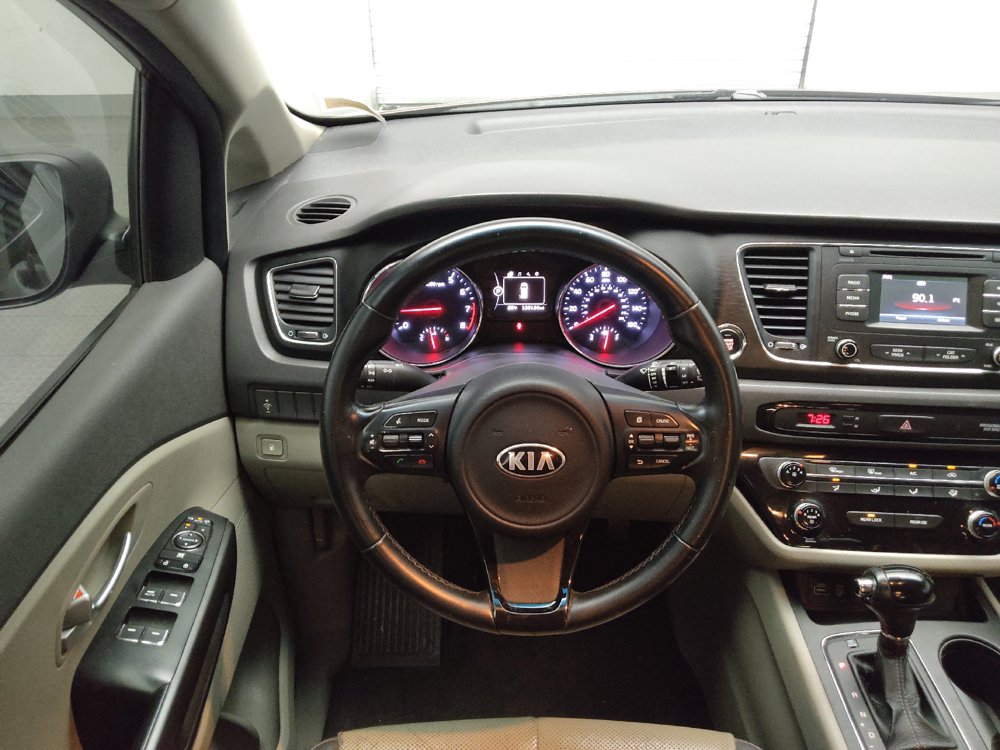 Used 2016 Kia Sedona LX w/ LX Essentials Premium Package FWD image 22