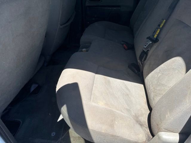 Used 2004 Chevrolet Colorado LS AWD/4WD image 9
