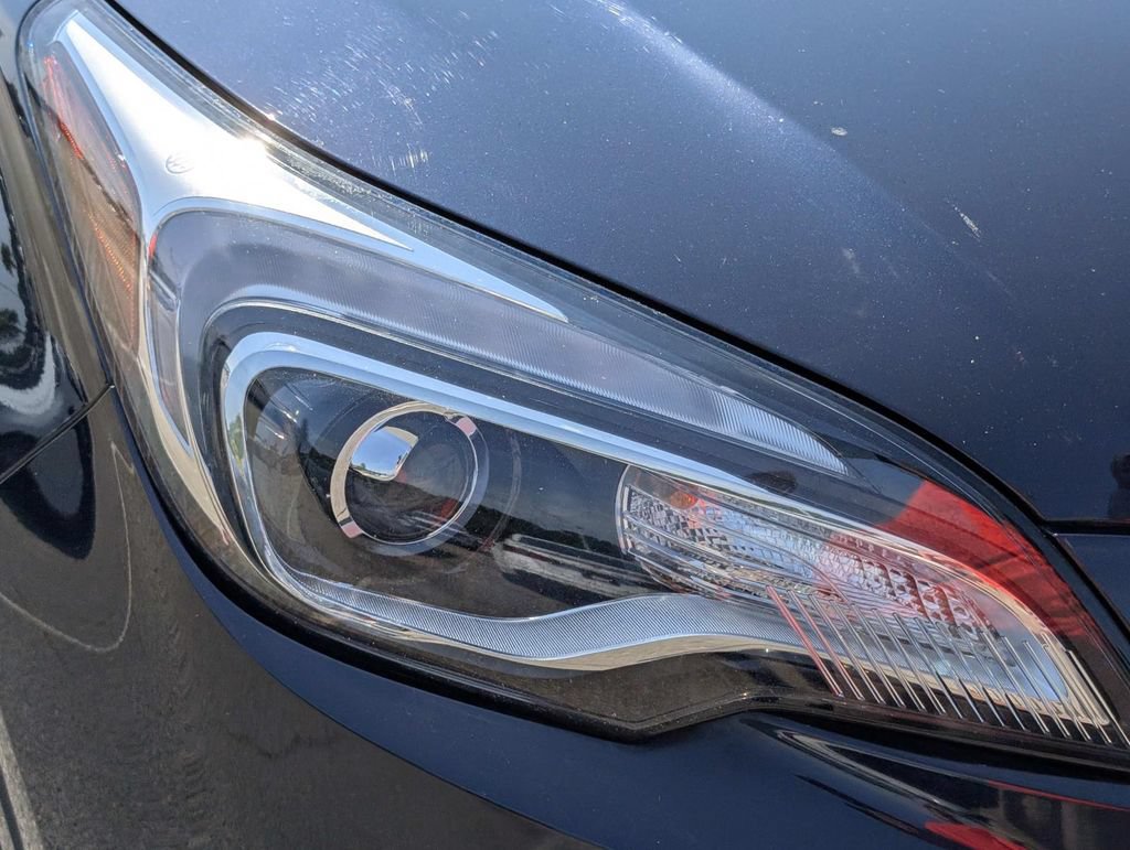 Used 2020 Buick Envision Essence FWD image 6