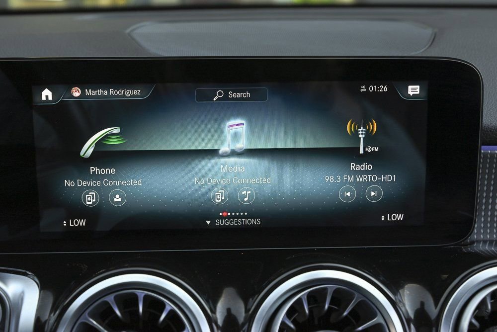 Used 2022 Mercedes-Benz GLB 250 image 29