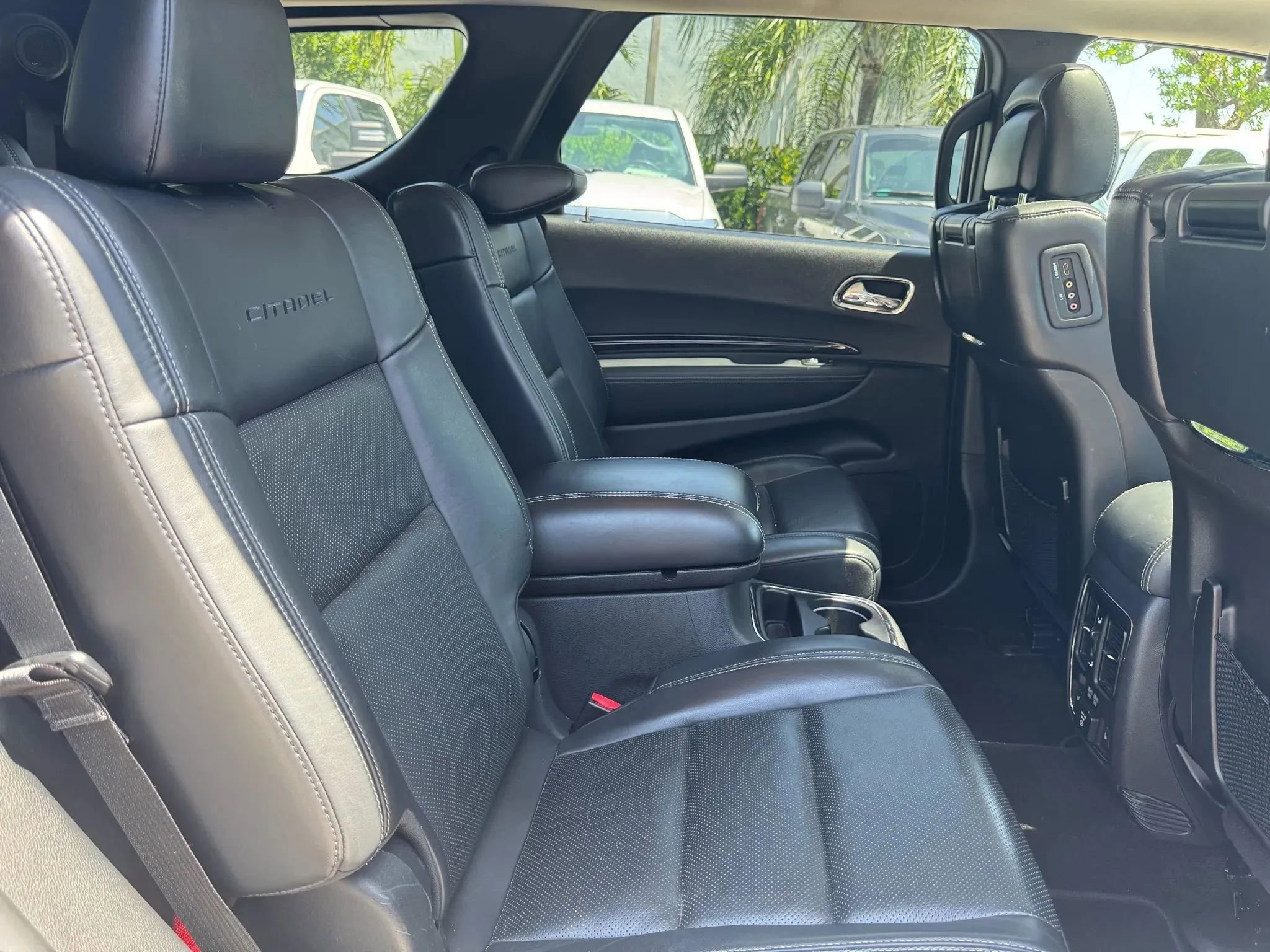 Used 2015 Dodge Durango Citadel w/ Technology Group image 16