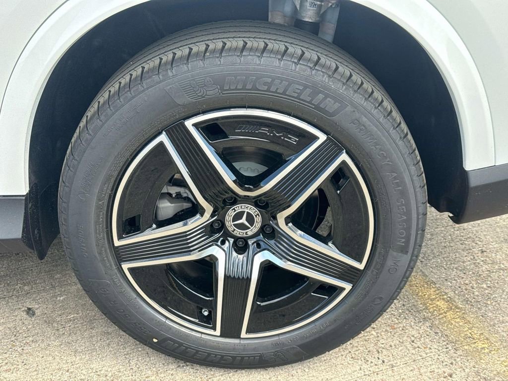 New 2026 Mercedes-Benz GLC 300 image 3