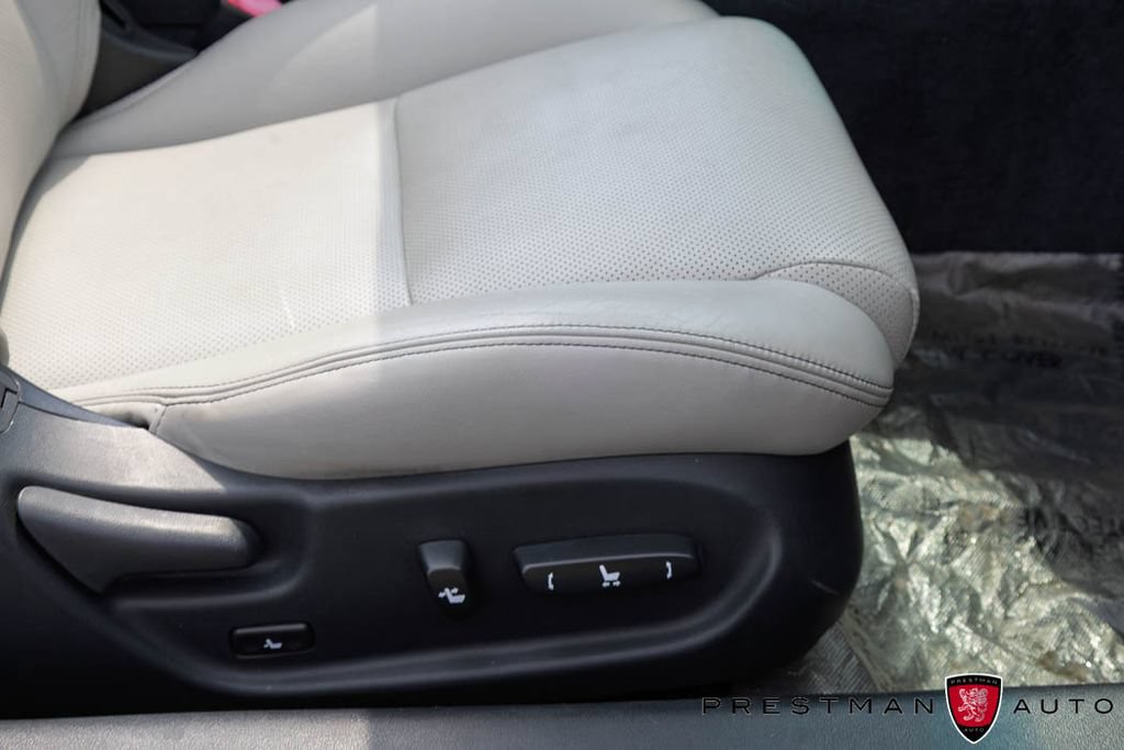 Used 2014 Lexus IS 250C w/ Navigation System Package RWD image 23