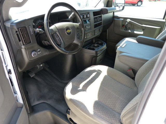 Used 2021 Chevrolet Express 2500 w/ Driver Convenience Package image 28