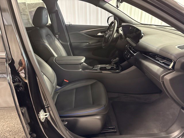 Used 2025 Buick Envista Sport Touring FWD image 22