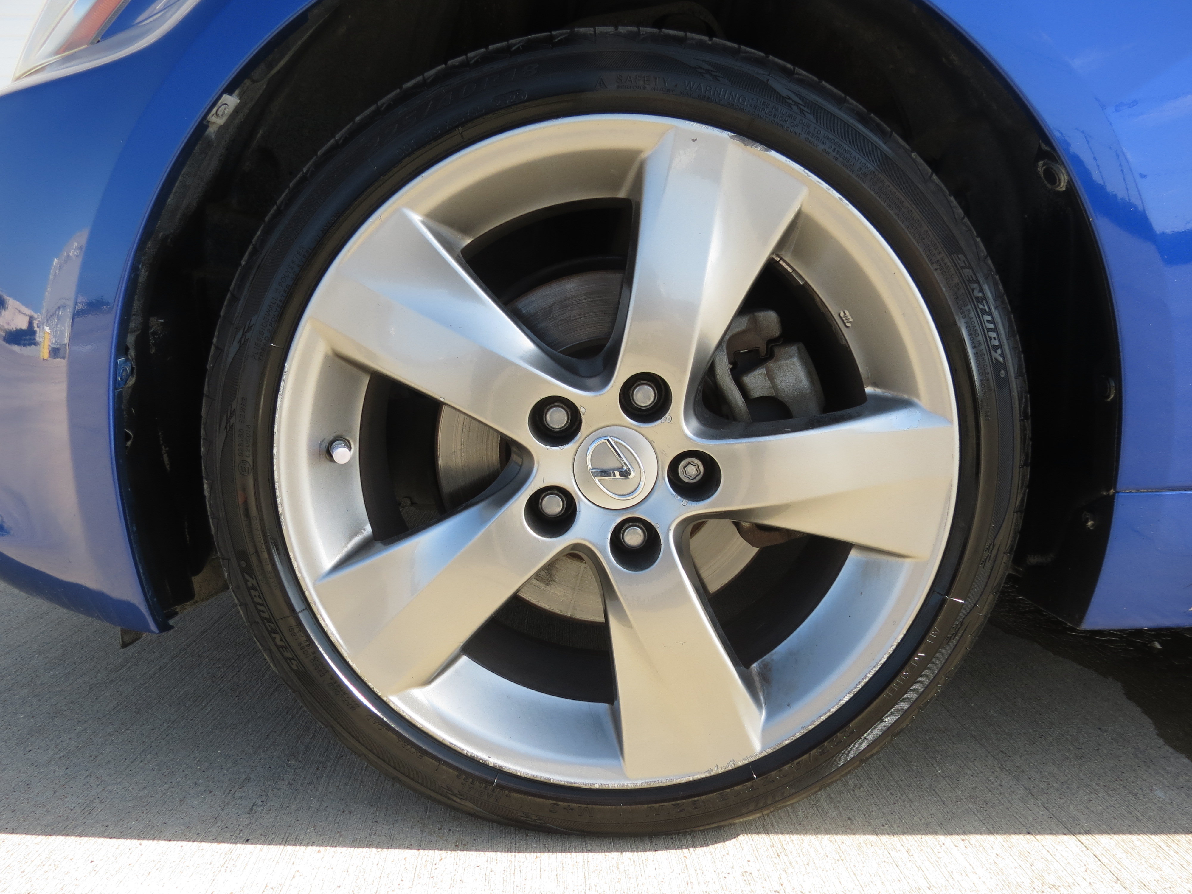Used 2010 Lexus IS 250C RWD image 9