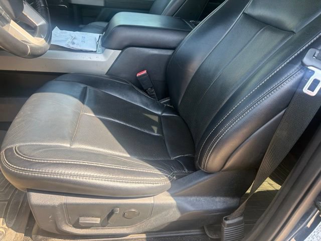 Used 2020 Ford F250 Lariat w/ Lariat Ultimate Package AWD/4WD image 9