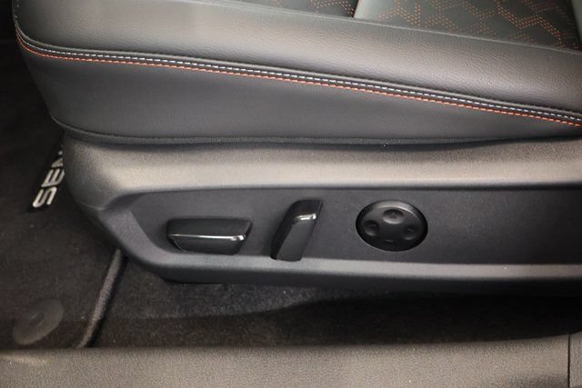 New 2026 Nissan Sentra SR w/ SR Premium Package FWD image 13