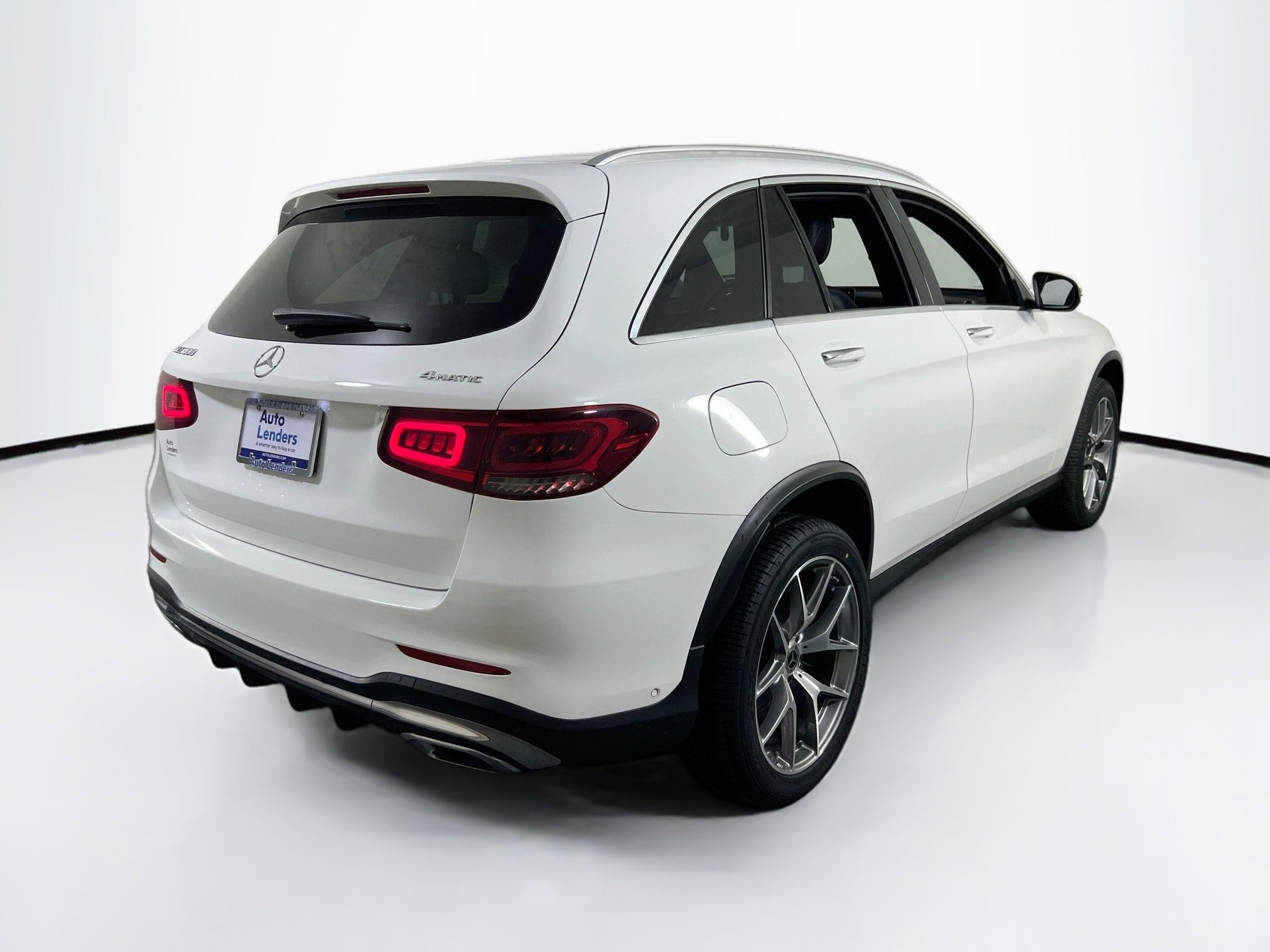 Used 2021 Mercedes-Benz GLC 300 4MATIC image 5