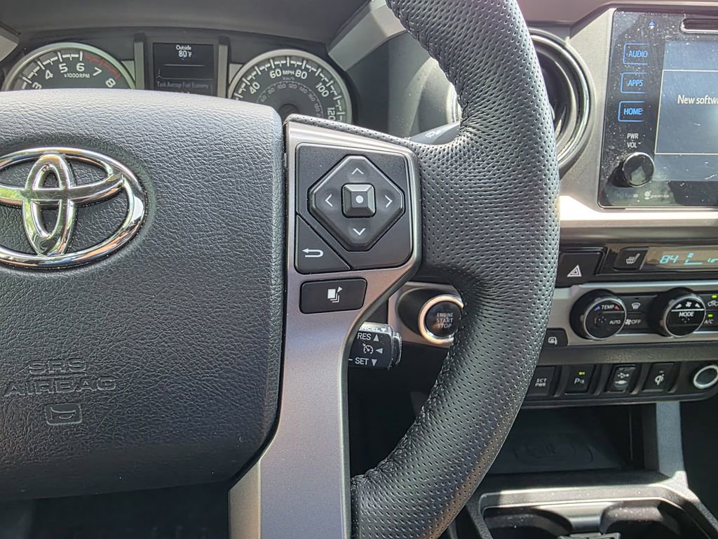 Used 2016 Toyota Tacoma Limited w/ Towing Package AWD/4WD image 25